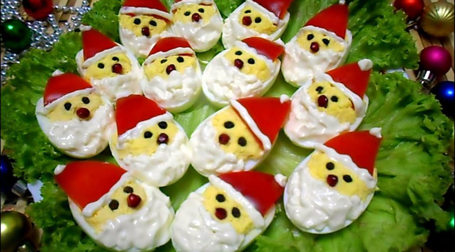 Фаршированные яйца «Новогодние»