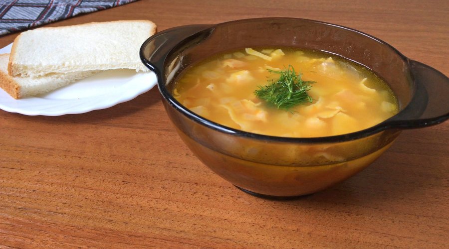 Гороховый суп с копченой грудинкой