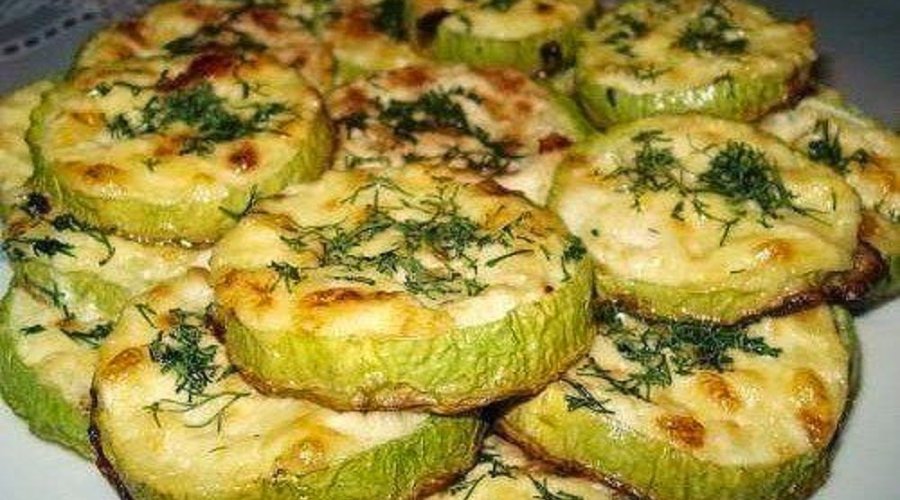 Кабачки с сыром и чесноком в духовке