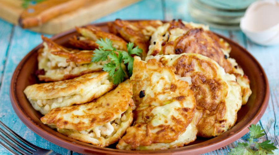 Кабачковые пирожки с мясом