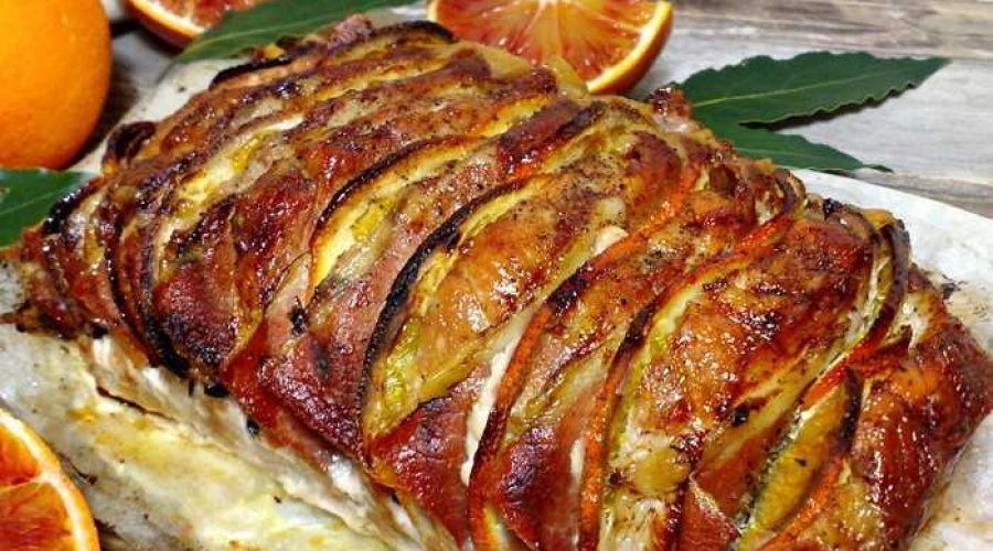 Корейка свиная запеченная с картошкой в духовке