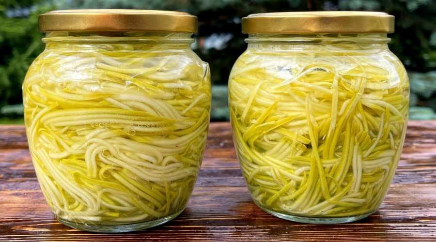 Маринованные кабачковые «спагетти»