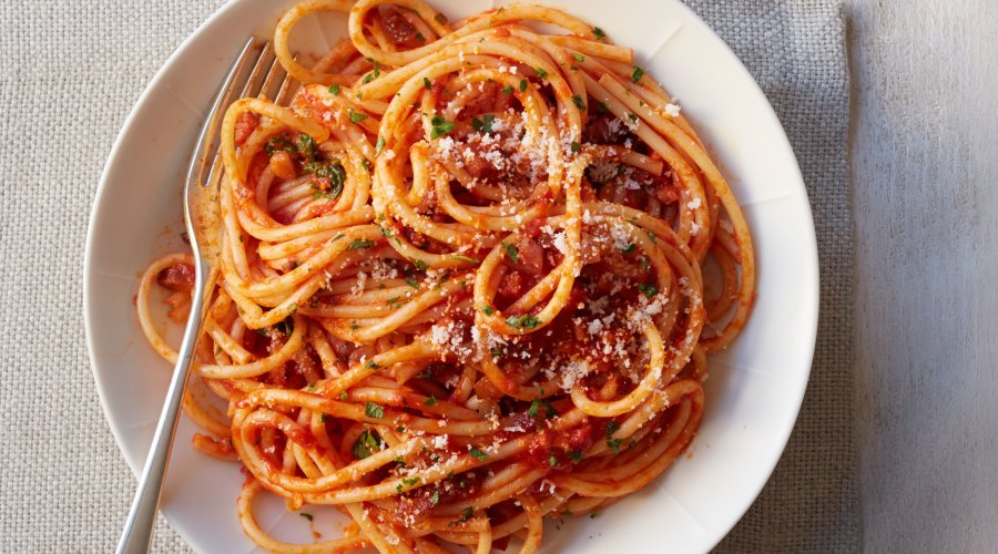 Spaghetti all’Аmatriciana — Спагетти а-ля Аматричана