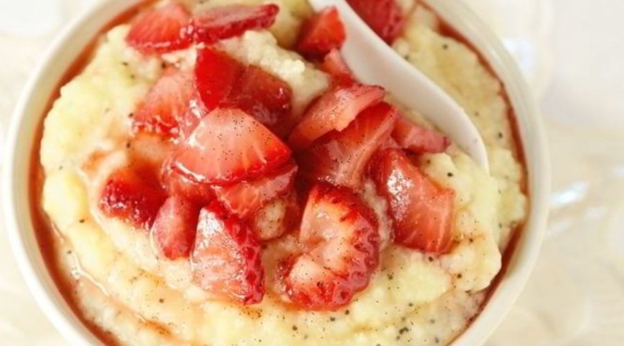 Strawberry Millet Porridge — Пшённая каша с клубникой
