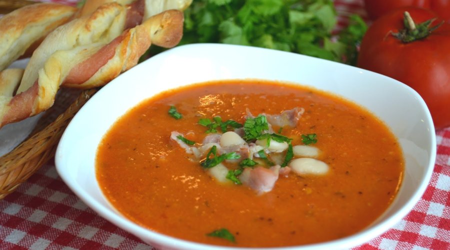 Суп- пюре из фасоли и помидор